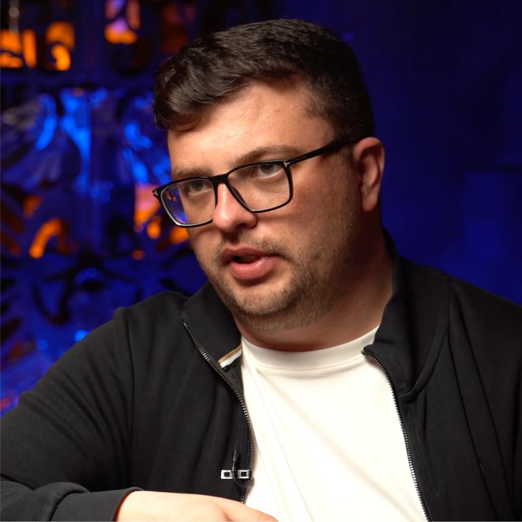 Олександр Борняков віддав «Дію» одеському юристу своєї родини, який скуповує майно оточення Труханова