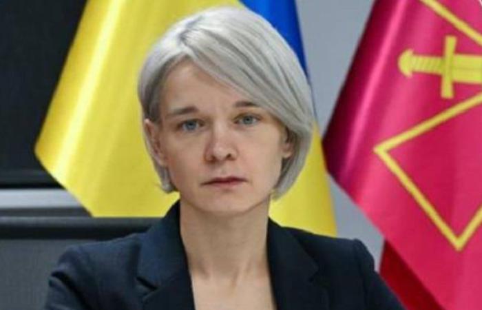 Безрукова звільнила всіх хто заважав їй підписувати корупційні контракти!