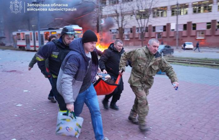 Трагічний день у Запоріжжі: російський авіаудар забрав життя 13 мирних жителів