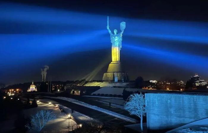 Фен Юйцзюнь: Якщо гармати не змогли досягти успіху в Україні, то словесні гармати тим більше не зможуть!