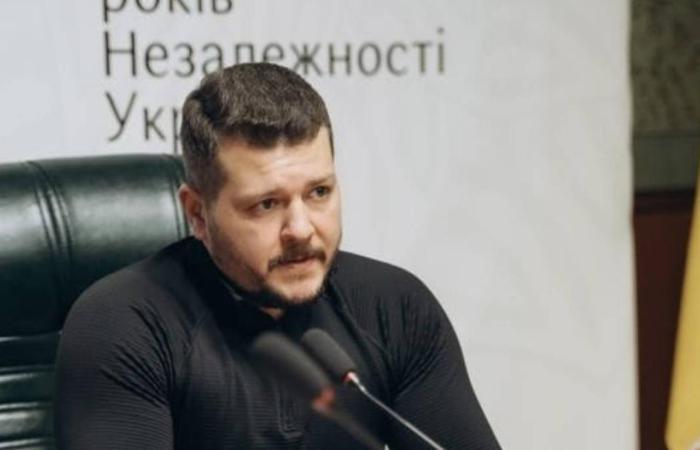 🚨 Дружина голови Укртрансбезпеки купила Porsche за 4,4 млн під час війни: декларація розкриває стиль життя чиновника