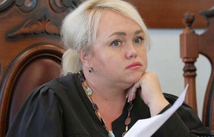 ⚖️ Суддя з «Миротворця»: Lexus за 3 мільйони, зарплата понад 3 млн і чоловік-“невидимка”