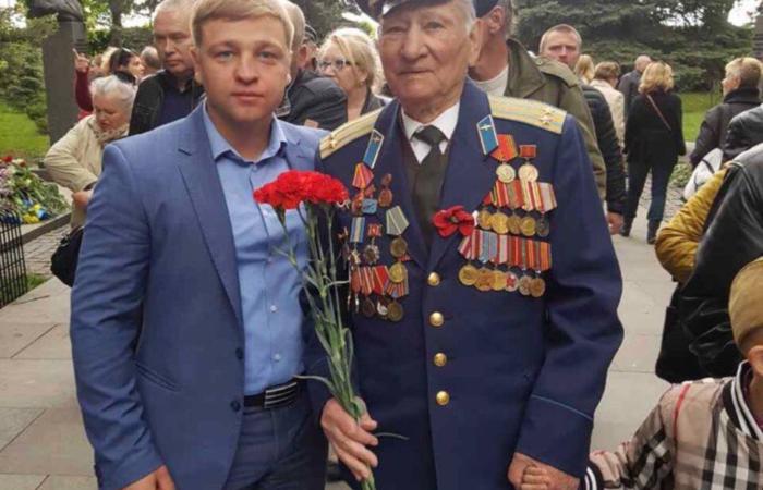 Реформа по-українськи: громадський активіст контролює держпідприємство, яким керує його сестра