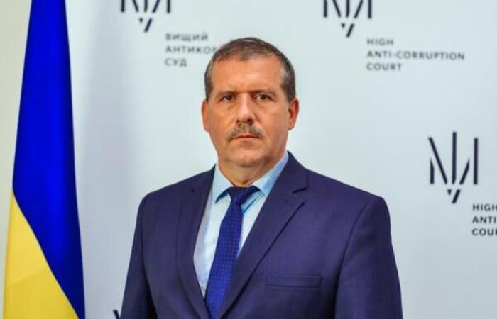 📖 Суддя ВАКС Володимир Воронько проживає в орендованій квартирі та не має автомобіля