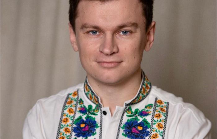 Нардеп від «Слуги народу» Дмитро Костюк, вирішив розлучитися зі своєю дружиною.