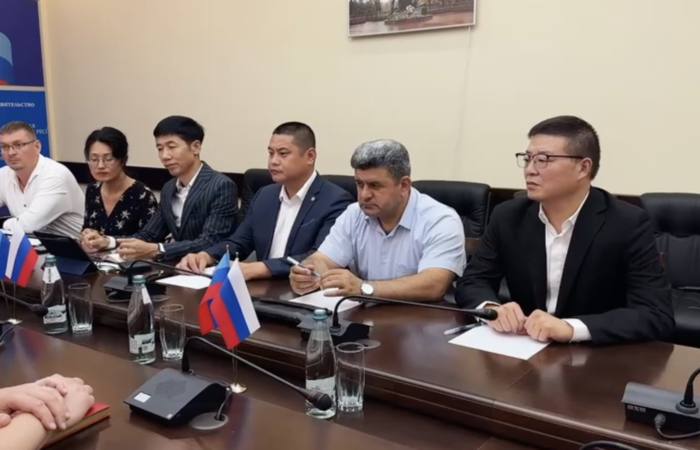 Розслідування: Фейкова історія про інвестиції Китаю в 