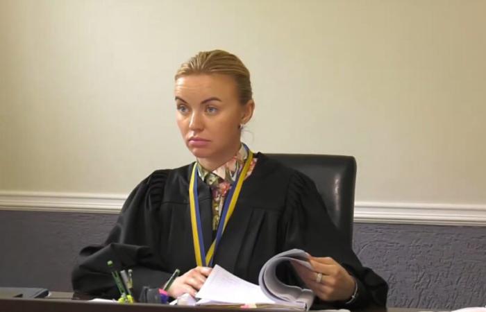 📖 Суддя Одеського ОАС Токмілова під час війни придбала BMW за 4,6 млн грн і отримала подарунок у 800 тисяч