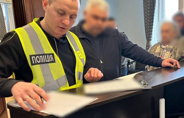 Пів мільярда на відсотках: директору Депфіну КМДА вручили підозру