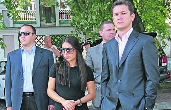 ГСЦ МВС направляє клієнтів сплачувати послуги через банк Супруненка