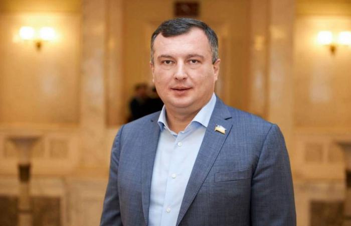 Депутат Семинський відмовлявся від дитини, поки суд не взяв його ДНК зі справи про викрадення