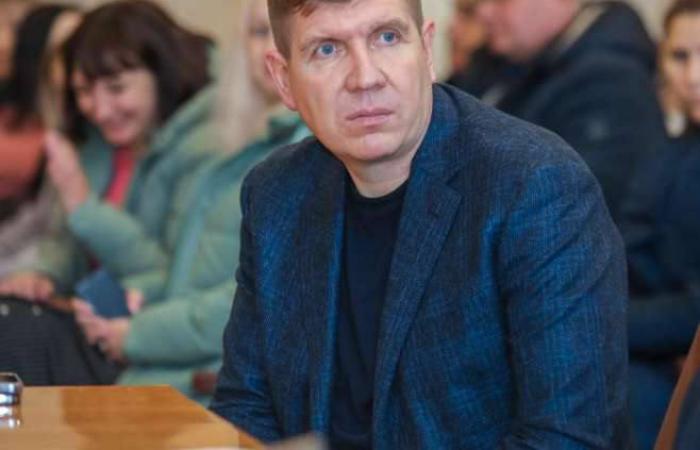 Нардеп Гунько и депутат облсовета получили подозрение в завладении агропродукцией НААН на 30 млн грн