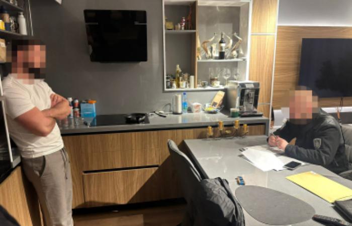 Гнилі овочі солдатам, преміум-авто собі: ДБР викрило чергову схему на харчах для ЗСУ