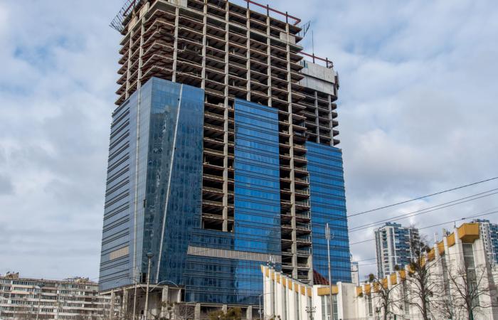 Sky Towers: як 600 мільйонів доларів державних грошей перетворилися на бетонний каркас за 15 мільйонів