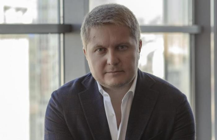 НАБУ і САП оголосили підозри чотирьом фігурантам справи Сенниченка, які скупили нерухомість в ОАЕ на $14 млн