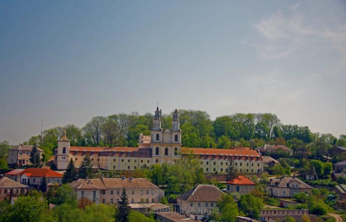 Малі міста з великим характером: 5 напрямків для вікенду