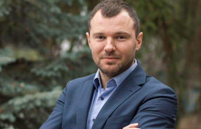 Заступник міністра економіки Кіндратів живе на дачі в Козині у власниці орендного бізнесу і роками не декларує заощаджень