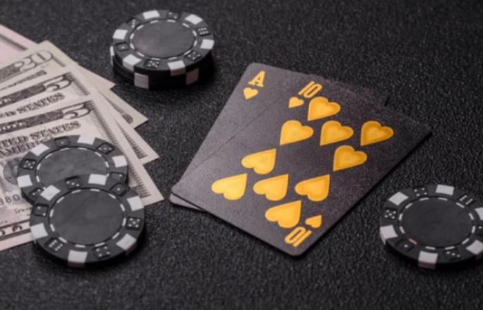 Суд на Кіровоградщині заборонив чоловіку грати в азартні ігри за позовом матері та дружини — борг перевищив 300 тисяч гривень