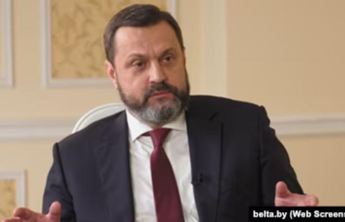 Помічник зрадника Деркача, земля на дружину фігуранта 