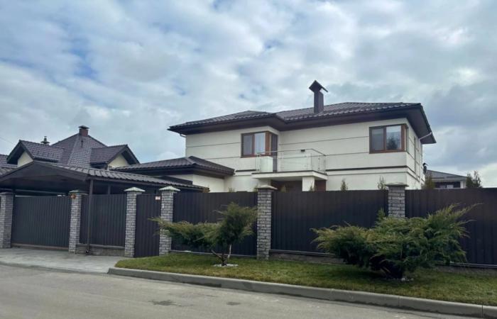 Головний закупівельник Міноборони пішов під суд і одразу відкрив консалтинг для тих самих постачальників