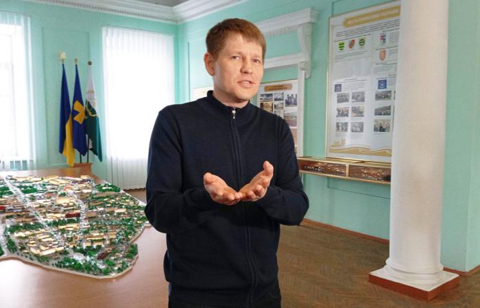 «Куратор тротуарів» і «куратор дерев»: депутат Бражник розповів, як у Полтавській міськраді ділять сфери впливу