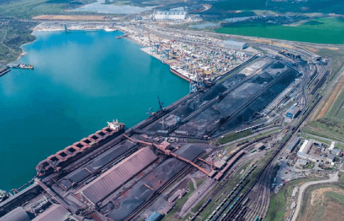 Зерно на 60 мільйонів доларів і офшорні ланцюжки: київський суд заарештував інфраструктуру порту TIS бенефіціара з Монако