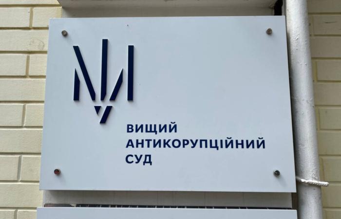 Борці з корупцією по-українськи: російське ПЗ, свої експерти і потрібні висновки