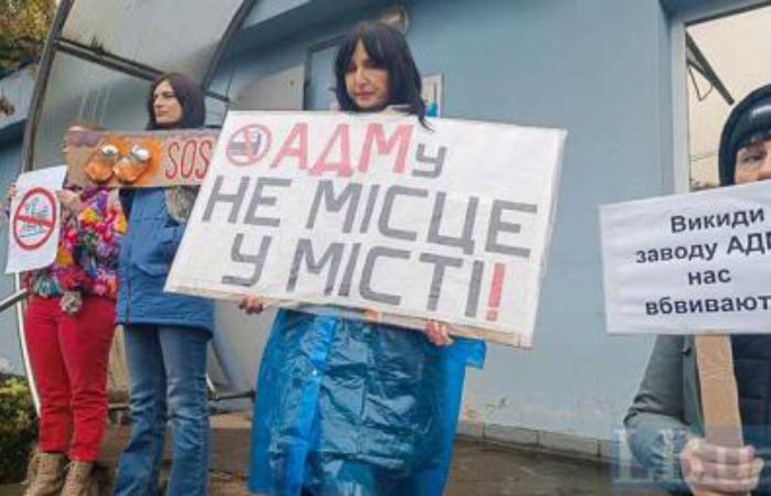 Анатолій Афійчук труїть Київ токсичним димом - і виграє суди