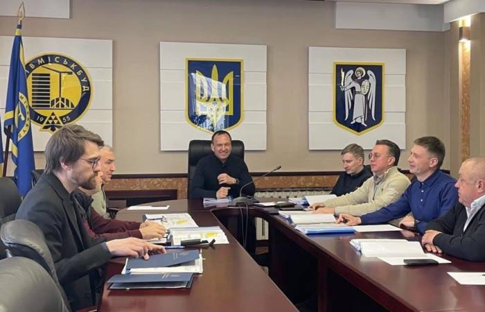Наглядова рада Київміськбуду з підозрюваними і фігурантами НАБУ офіційно запрацювала - КМДА називає це 