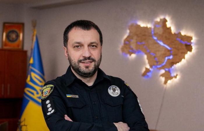 Начальник слідчого управління поліції Тернопільщини Ткачик: Mercedes за 4,4 мільйони в кредит, 168 тисяч доларів готівкою — і обшуки за схемою «кришування» порно-офісів