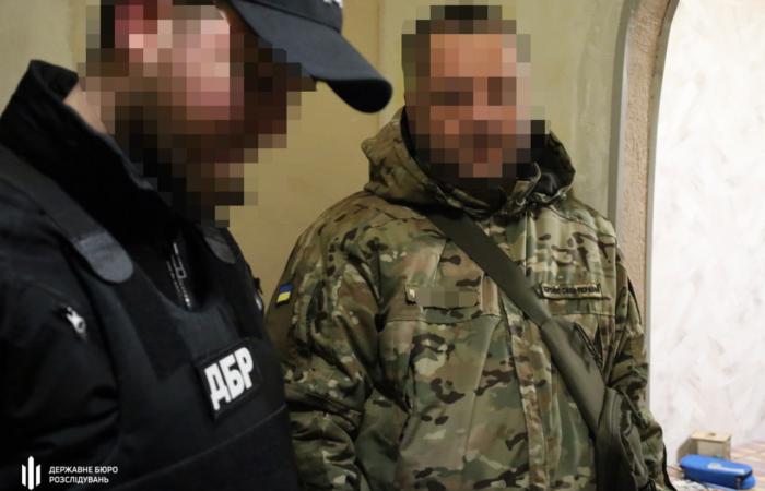 Сержант із бригади на Запоріжжі вкрав 9,7 мільйона у побратимів — і програв у казино
