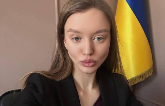 👀 У мережі обговорюють призначення 20-річної Анни Дорош головою протоколу очільника МОЗ