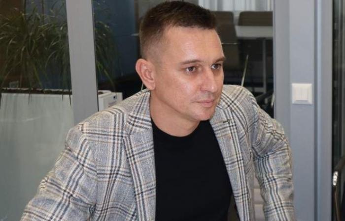 Автопарк без цінників та $74 тисячі готівки: що приховує декларація мера Вознесенська Євгена Величка
