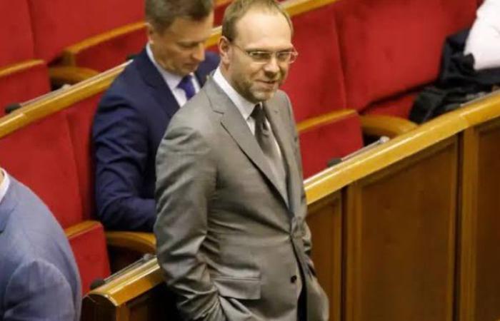 Сергій Власенко реєструє законопроект: розголошувати справи проти президента і нардепів - тільки з дозволу суду