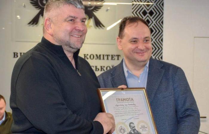 Паспорти забудови за готівку: як головний архітектор Франківська збудував систему поборів у мерії