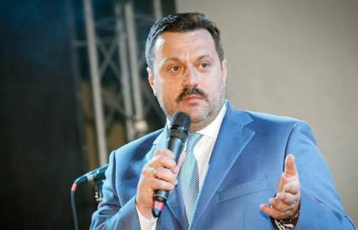 Великі підрядники Міноборони «Техімпекс» та «Імперіум» мають зв'язки з оточенням сенатора РФ Андрія Деркача