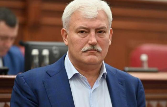Замість школи — нелегальна парковка: заступник Кличка Вячеслав Непоп під прицілом слідства