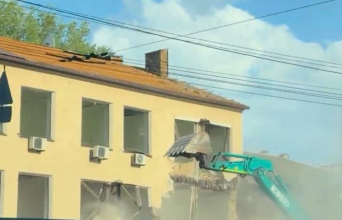 Сергій Льовочкін і Сергій Цюпко зводять 80-метрову висотку біля Лаври