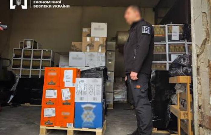 БЕБ викрило схему ввезення алкоголю за документами посольств Палестини та Судану