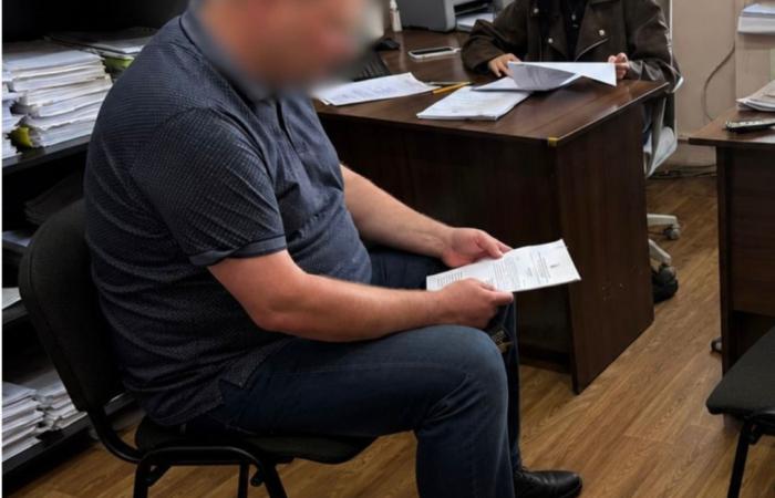 Руслан Кандибор отримав підозру за оплату вже доставленої гуманітарної техніки