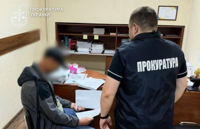 Акації та липи втридорога: посадовця Святошинського УЗН звинувачують у розкраданні 1,2 млн грн