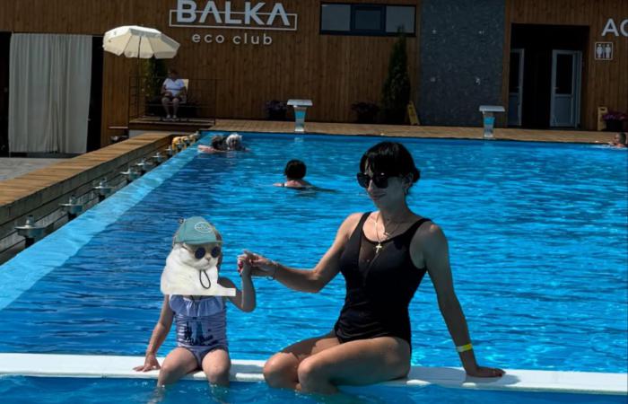Котеджі Deluxe, SPA та кінні клуби: чим фінансуються розкішні поїздки дружини керівника лубенського сервісного центру МВС
