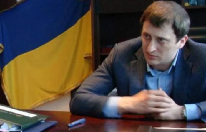 Голову Козинської селищної ради Валерія Гартіка обшукало НАБУ у справі містечка