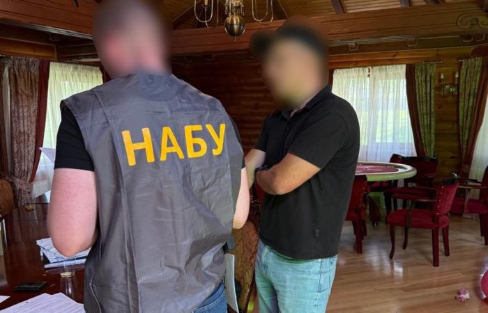 Рейдерство, Офіс Президента та 150 млн на заставу: НАБУ викрило топчиновників на рейдерстві та відмиванні коштів