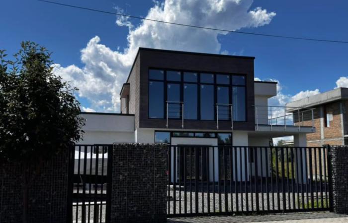 Кирило Шевченко продає арештовану землю на Десні під новою назвою 