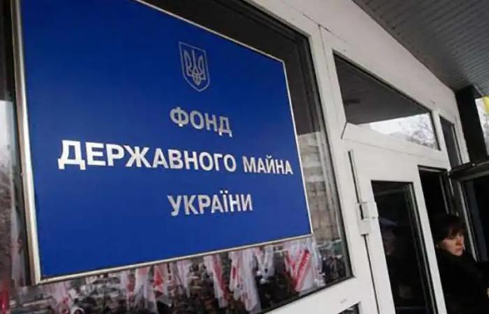 Чиновник ФДМУ Андрій Мельник задекларував 5 тонн золота і взяв єОселю для ВПО