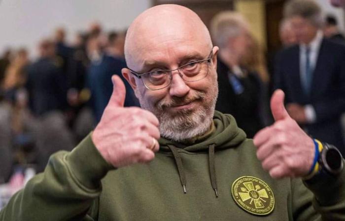 Олексій Резніков лишається свідком, поки його заступник і закупівельник мають підозри