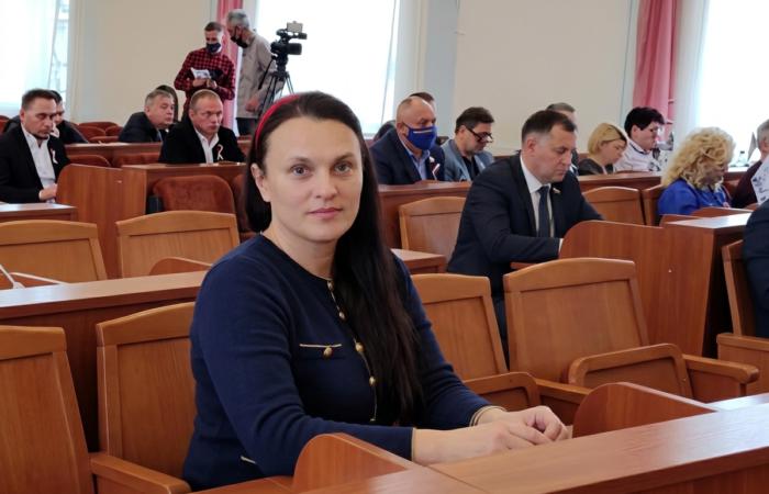Конкуренція на 173 гривні: розіграш комунальної землі у Кропивницькому між депутаткою від «Слуги народу» та директором родинної фірми