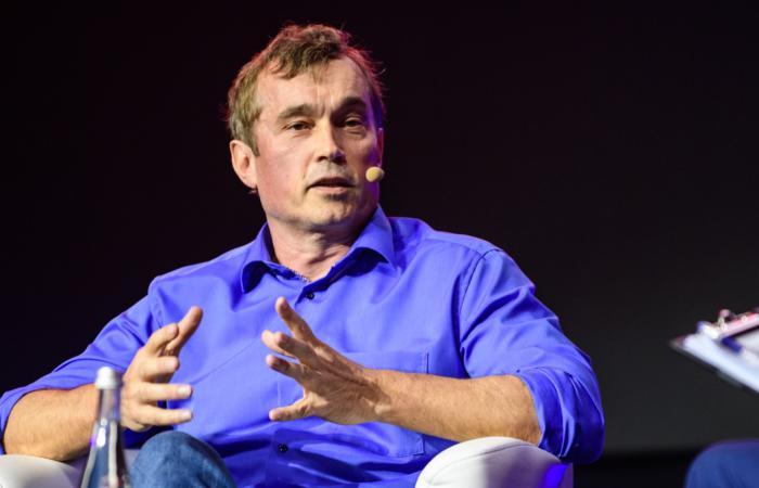 Російський слід у бізнесі Василя Хмельницького: офшори, нафта та «старі зв'язки»