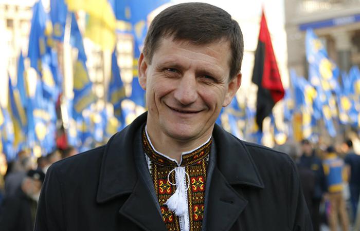 Земельні схеми, хабарі та скромна декларація: чим живе голова Івано-Франківської облради Сич