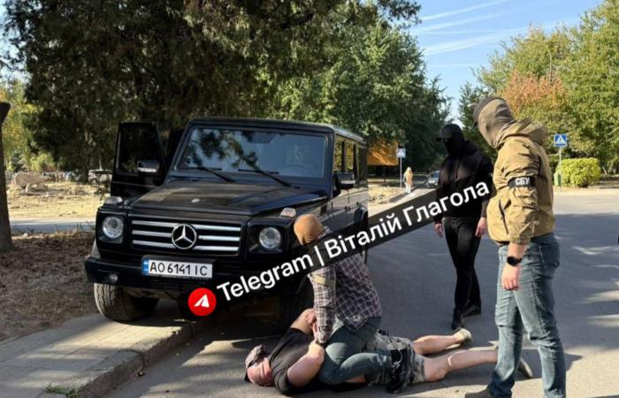 Правоохоронці затримали членів угруповання Олега Коноваленка, яке вимагало $40 тисяч